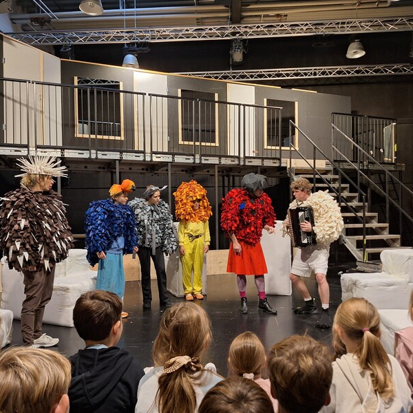 Besuch im Probenhaus des Schauspielhauses